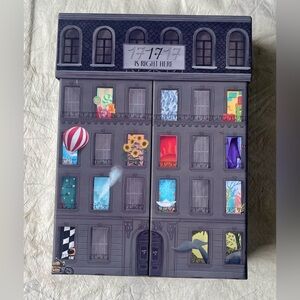 Dear Ver." of SEVENTEEN's best album, 17 IS RIGHT HERE